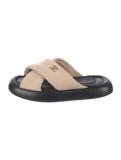 Pre-owned Chanel Interlocking Cc Logo Slides