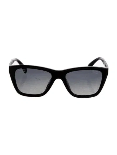 Pre-owned Chanel Interlocking Cc Logo Square Sunglasses In Black