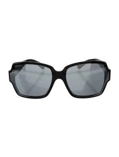Pre-owned Chanel Interlocking Cc Logo Square Sunglasses In Black