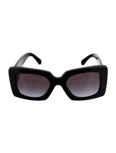 Pre-owned Chanel Interlocking Cc Logo Square Sunglasses In Black