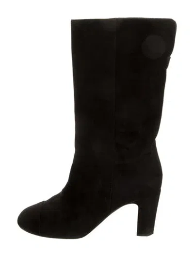 Pre-owned Chanel Interlocking Cc Logo Suede Boots In Black