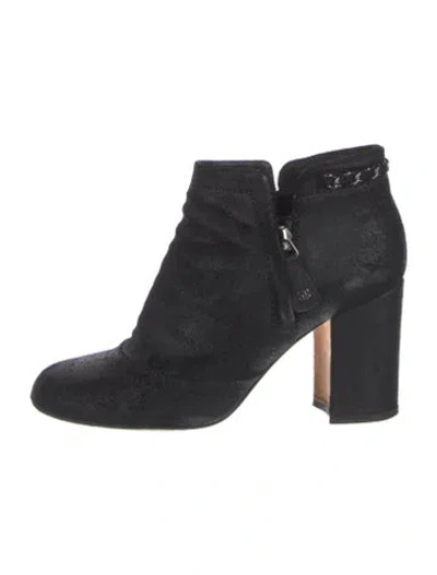 Pre-owned Chanel Interlocking Cc Logo Suede Boots In Black