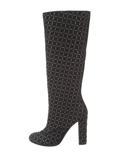 Pre-owned Chanel Interlocking Cc Logo Suede Boots In Black