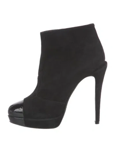 Pre-owned Chanel Interlocking Cc Logo Suede Boots In Black