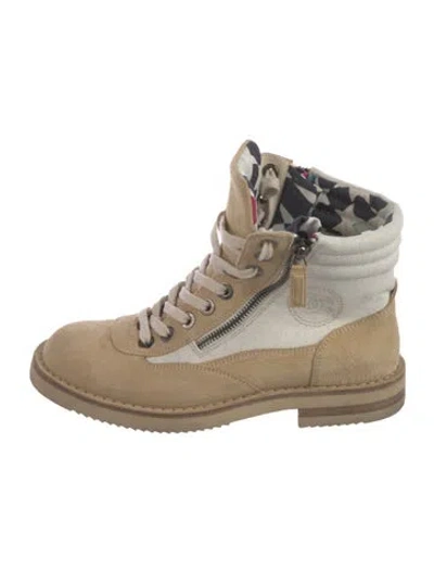 Pre-owned Chanel Interlocking Cc Logo Suede Combat Boots In Neutral