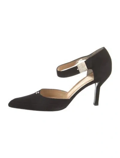 Pre-owned Chanel Interlocking Cc Logo Suede D'orsay Pumps In Black