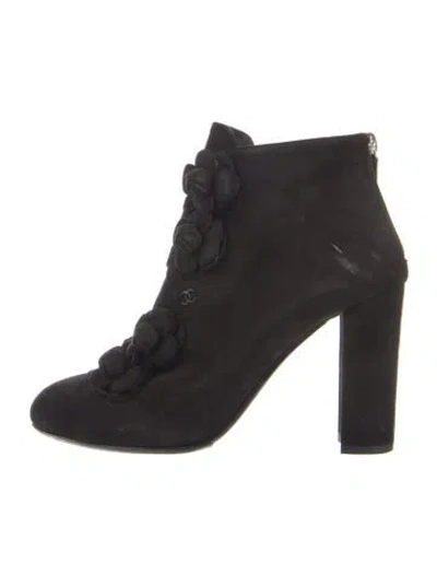 Pre-owned Chanel Interlocking Cc Logo Suede Lace-up Boots In Black