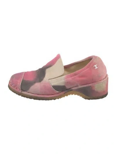 Pre-owned Chanel Interlocking Cc Logo Suede Loafers In Pink