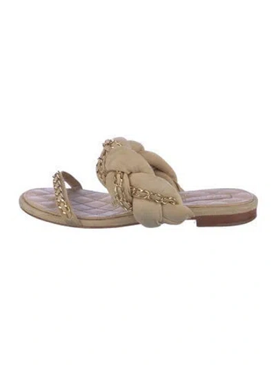 Pre-owned Chanel Interlocking Cc Logo Suede Slides In Neutral