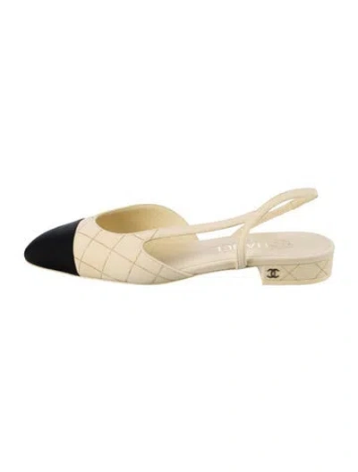 Pre-owned Chanel Interlocking Cc Logo Suede Slingback Flats In Yellow