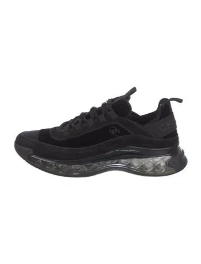 Pre-owned Chanel Interlocking Cc Logo Suede Sneakers In Black