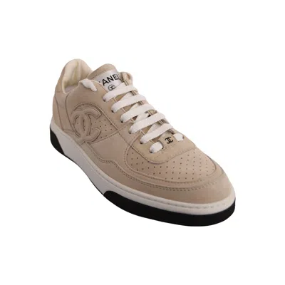 Pre-owned Chanel Interlocking Cc Logo Suede Sneakers Light Beige