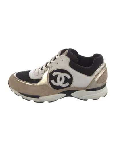 Pre-owned Chanel Interlocking Cc Logo Suede Sneakers In Multi