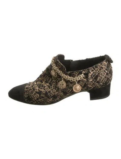 Pre-owned Chanel Interlocking Cc Logo Terry Cloth Pumps In Multi