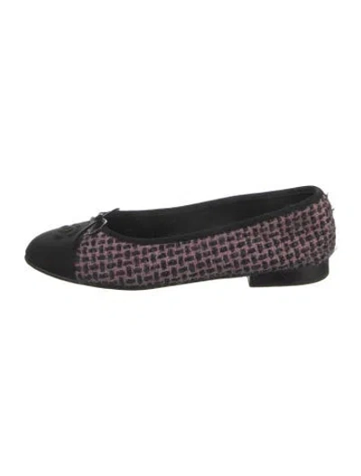 Pre-owned Chanel Interlocking Cc Logo Tweed Ballet Flats In Black