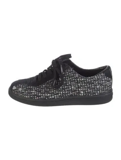 Pre-owned Chanel Interlocking Cc Logo Tweed Sneakers In Black