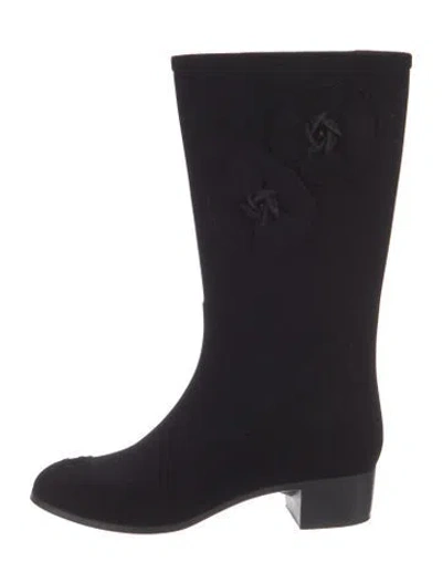 Pre-owned Chanel Interlocking Cc Logo Velvet Boots In Black