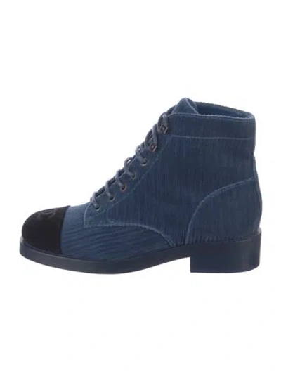 Pre-owned Chanel Interlocking Cc Logo Velvet Combat Boots In Blue