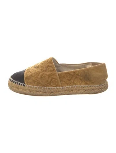 Pre-owned Chanel Interlocking Cc Logo Velvet Espadrilles In Yellow