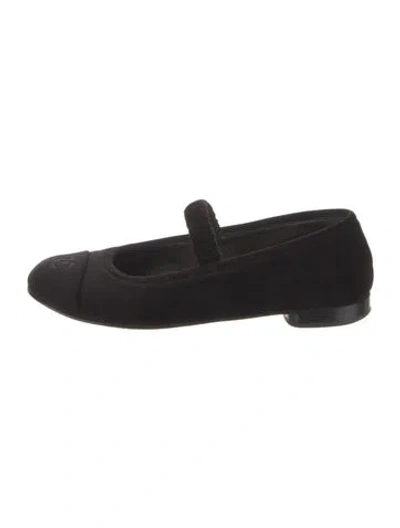 Pre-owned Chanel Interlocking Cc Logo Velvet Mary Jane Flats In Black