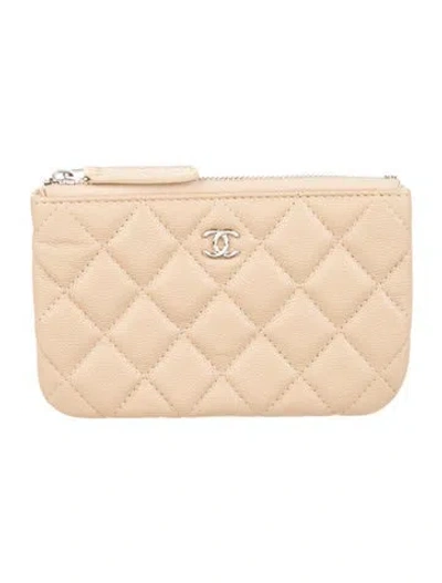 Pre-owned Chanel Interlocking Cc Logo Wallet In Neutral