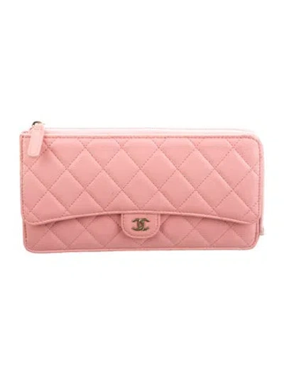 Pre-owned Chanel Interlocking Cc Logo Wallet In Pink