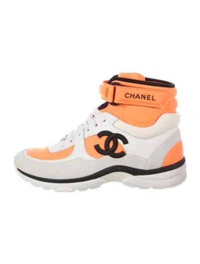 Pre-owned Chanel Interlocking Cc Logo Wedge Sneakers In Orange
