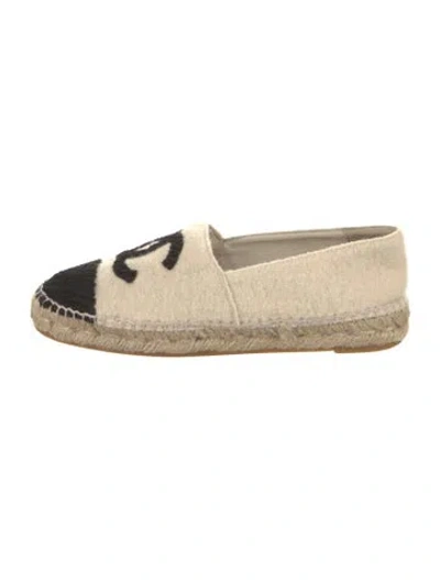 Pre-owned Chanel Interlocking Cc Logo Wool Espadrilles In Neutral