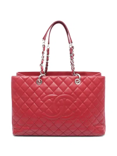 Pre-owned Chanel Interlocking Cc Quilted Tote Bag In Red