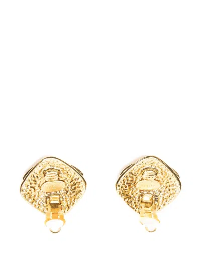 Pre-owned Chanel Interlocking Cc Square Clip-on Earrings In Gold