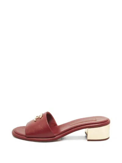 Pre-owned Chanel Interlocking-cc Heeled Sandals In Red