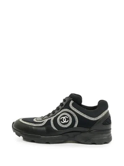 Pre-owned Chanel Interlocking-cc Sneakers In Black