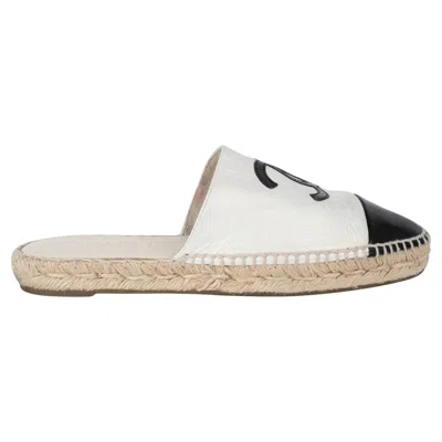 Pre-owned Chanel Ivory & Black Leather 18c Greece Espadrilles Mules Shoes 39 Fit 38.5 In White