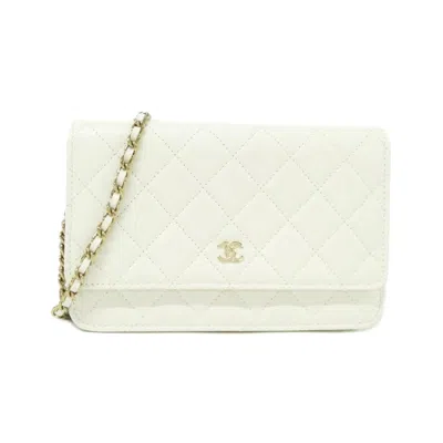 Pre-owned Chanel Ivory Grained Calfskin Chain/shoulder Wallet () In White