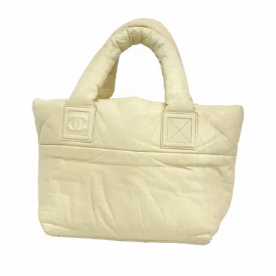 Pre-owned Chanel Ivory Leather Tote Bag ()