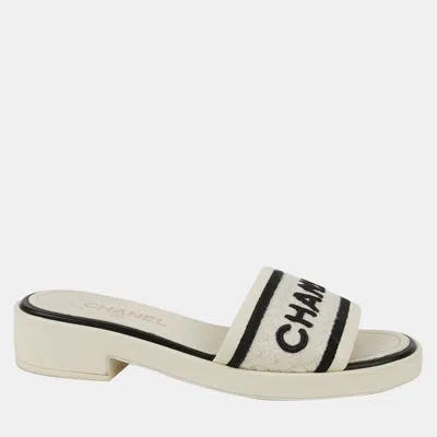 Pre-owned Chanel Ivory Logo Embroidered Mule Slippers Size 38.5 In Cream