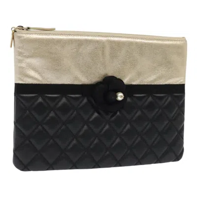 Pre-owned Chanel Ivory O Case Clutch Quilted Lambskin And Calfskin Leather Clutche & Pouche Bag () In Black
