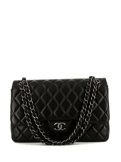 Pre-owned Chanel Jumbo Timeless Shoulder Bag In Black