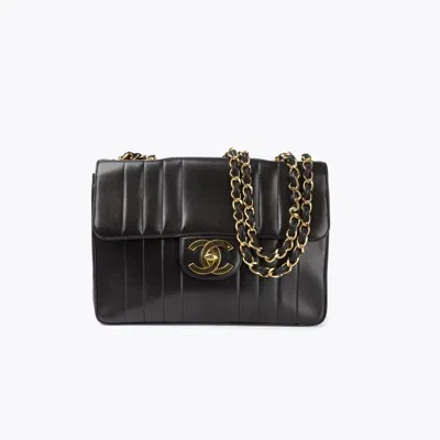 Pre-owned Chanel Jumbo Vertical Quilted Single Flap Bag
