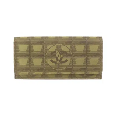 Pre-owned Chanel Khaki Travel Line Long Wallet (bi-fold) ()