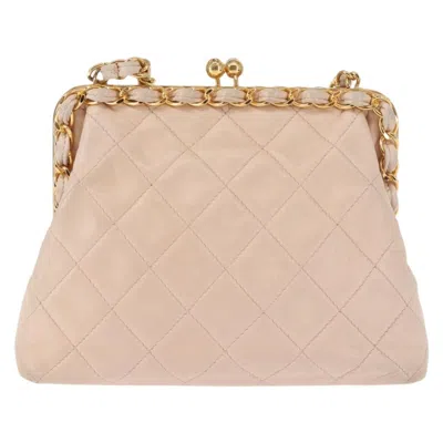 Pre-owned Chanel Kiss Lock Shoulder Bag Leather Leather Bag () In Pink