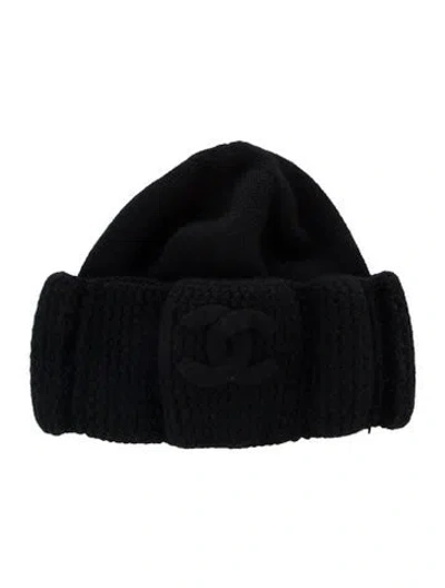Pre-owned Chanel Knit Cc Beanie In Black