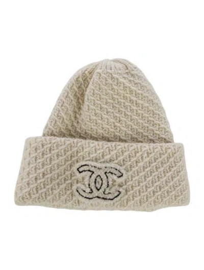 Pre-owned Chanel Knit Cc Beanie In Neutral