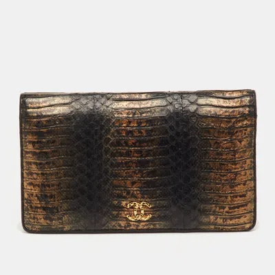 Pre-owned Chanel L Yen Black/bronze Snakeskin Wallet