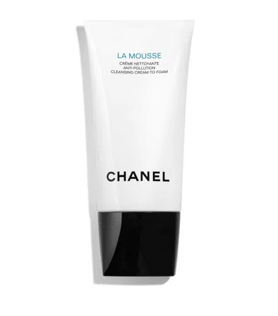 Chanel La Mousse In White