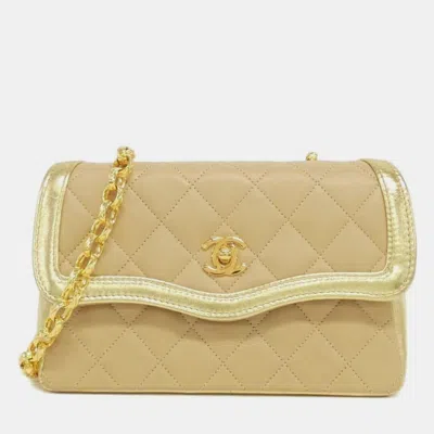 Pre-owned Chanel Lamb Leather Shoulder Bag In Sand