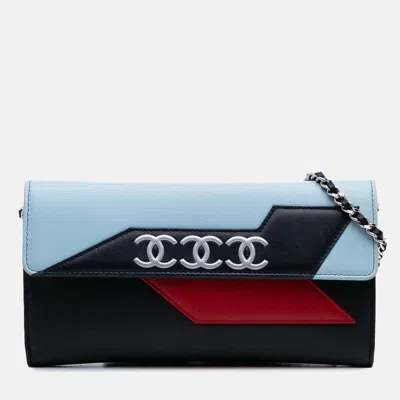 Pre-owned Chanel Lambskin Airlines Wallet On Chain In Blue