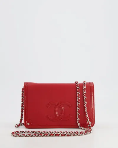 Pre-owned Chanel Lambskin And Patent Leather Cc Logo Wallet On Chain Bag With Silver Hardware In Red