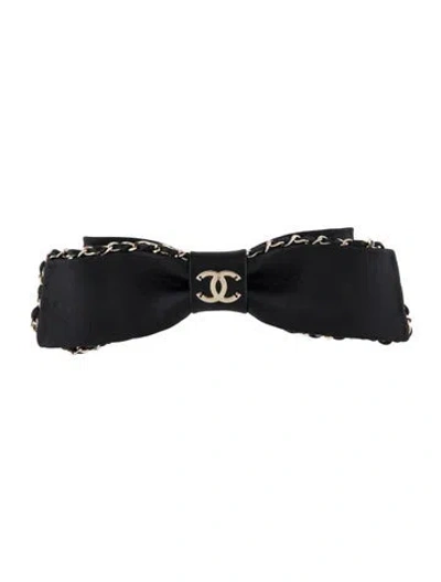 Pre-owned Chanel Lambskin Bow Hairclip In Black