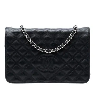 Pre-owned Chanel Lambskin Cc Embossed Lambskin Diamond Wallet On Chain In Black